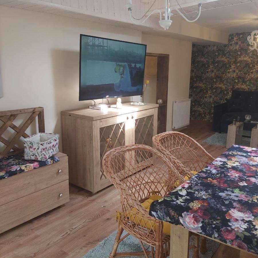 Nadmorskie Apartamenty Устка Экстерьер фото