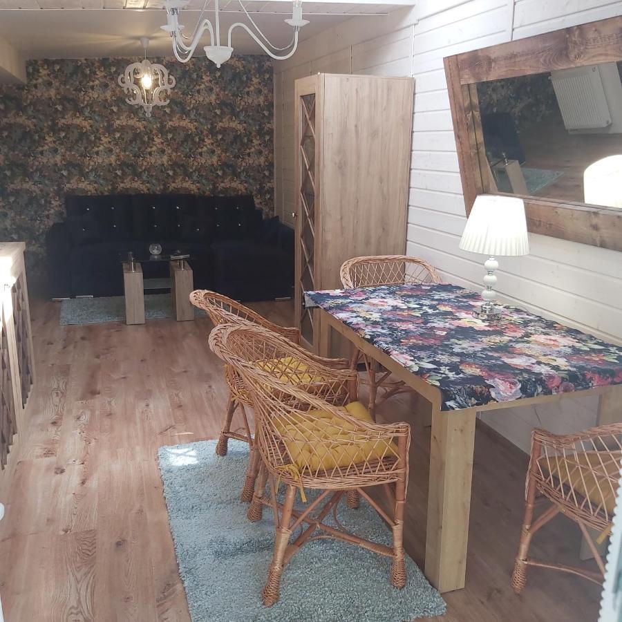 Nadmorskie Apartamenty Устка Экстерьер фото