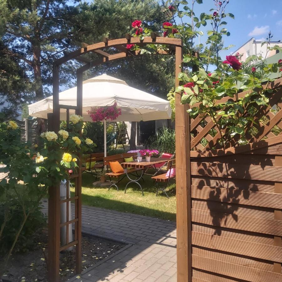 Nadmorskie Apartamenty Устка Экстерьер фото